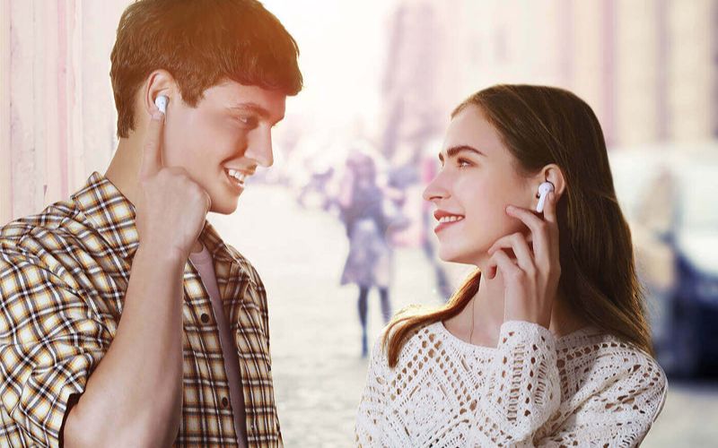 best translator earbuds 05